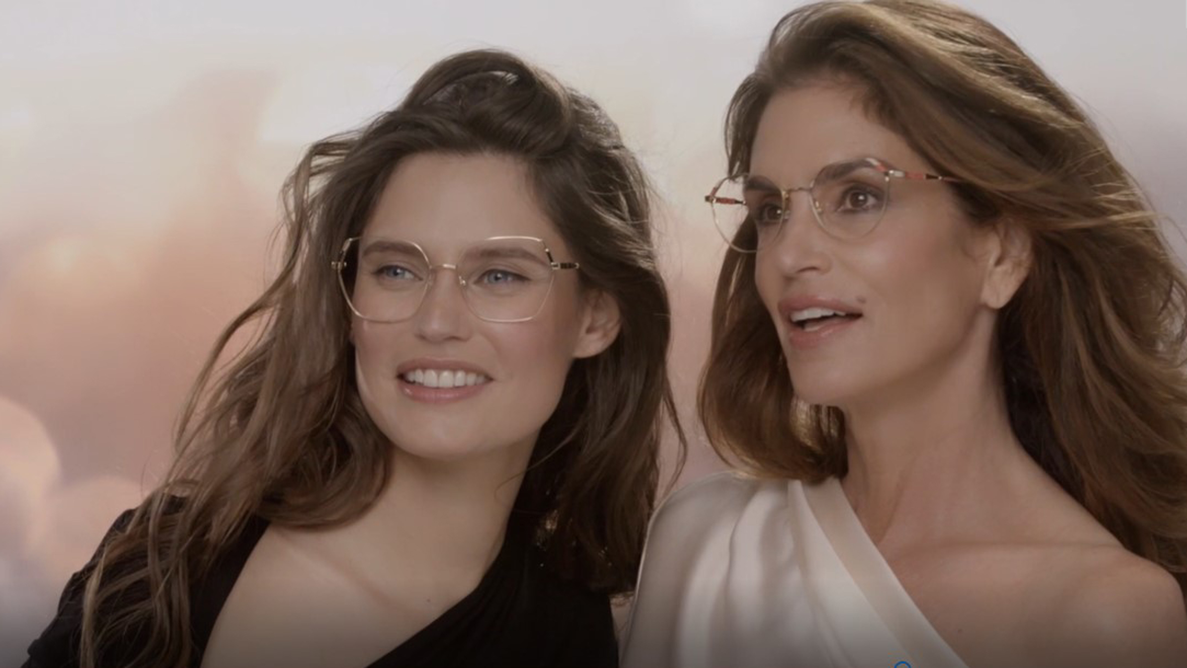 Bianca Balti e Cindy Crawford são as escolhidas para o lançamento da primeira coleção da Yalea Divulgação