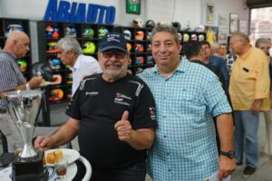 Paulo Gomes e Antônio Fraga, presidente da Abiauto - crédito: Renato Silva