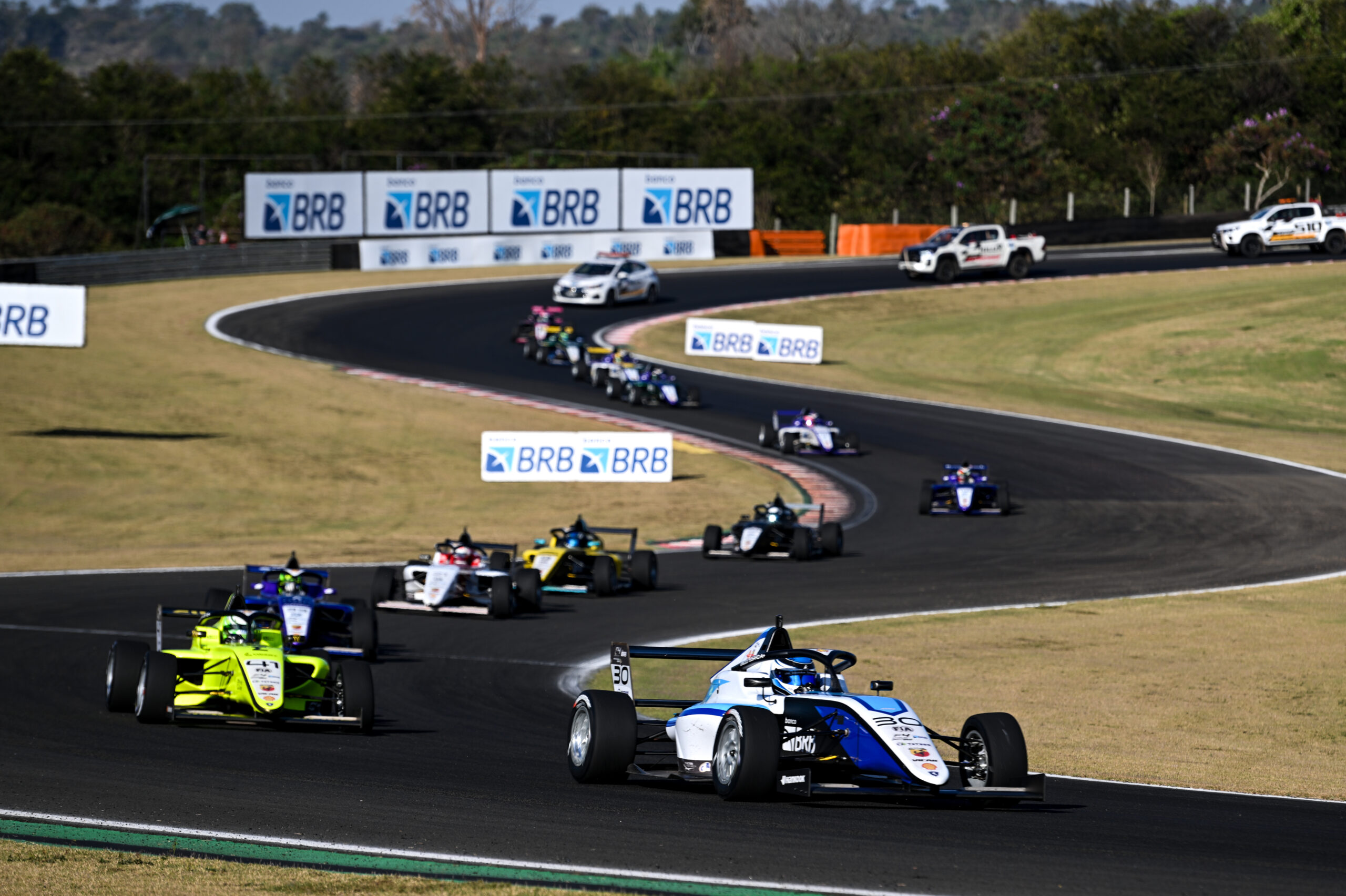 BRB Fórmula 4 Brasil inicia segunda metade da temporada com o desafio do forte calor de Goiânia