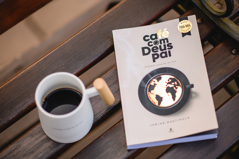  CAFE COM DEUS PAI 2023 (Em Portugues do Brasil) - Livres