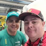 Foto minha com o Felipe na Stock Car neste ano em Interlagos