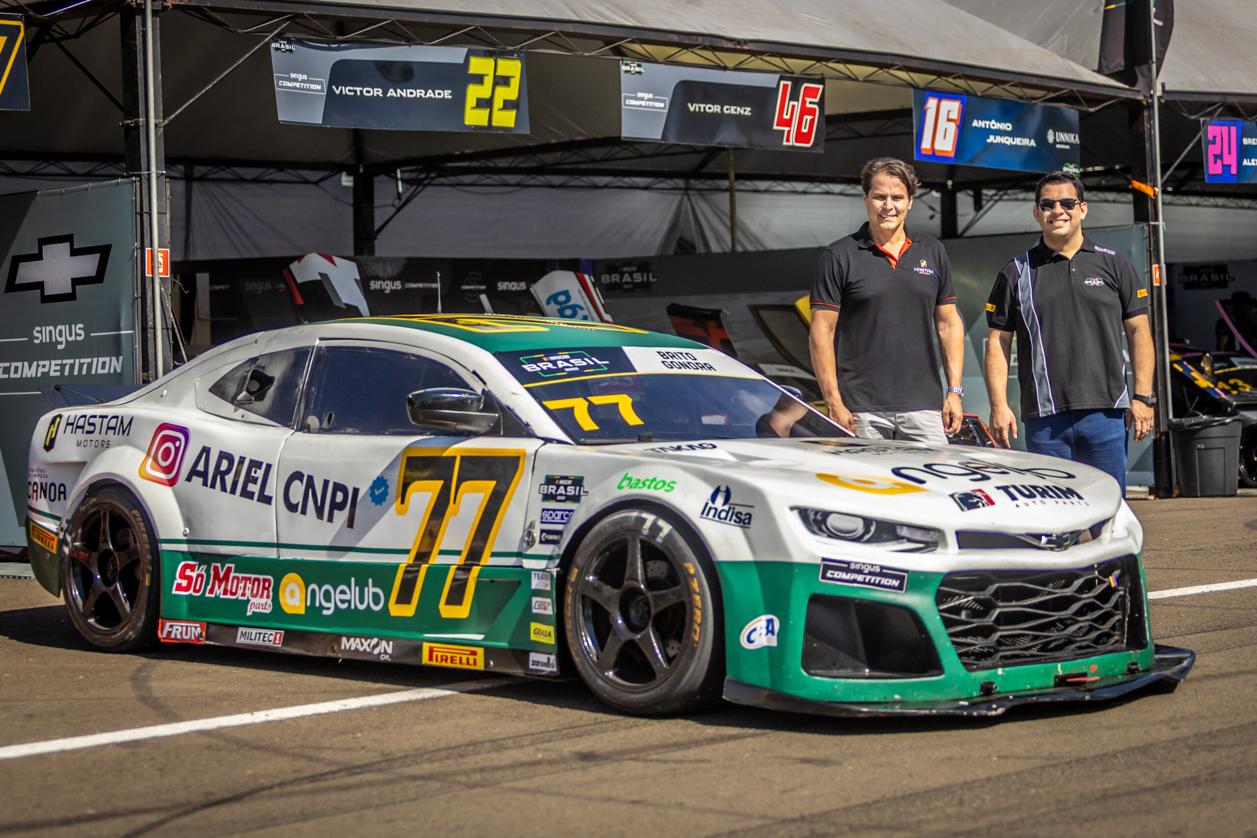 Dorivaldo Gondra e Valdeno Brito formam dupla para a etapa Night Challenge da NASCAR Brasil em Londrina (PR)