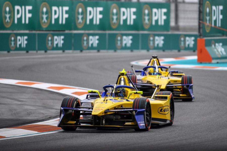 Mundial de Fórmula E: Di Grassi espera evolução neste sábado em Jedá