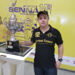 Eu com o troféu da vitória em Interlagos 1991