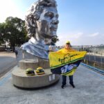 Busto inaugurado em Interlagos por Paula Lalli, sobrinha de Ayrton Senna, em homenagem ao tio.