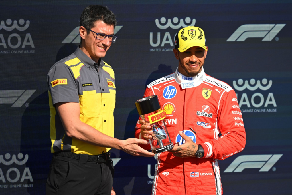 Hamilton conquista a pole da Sprint no fim de semana em casa