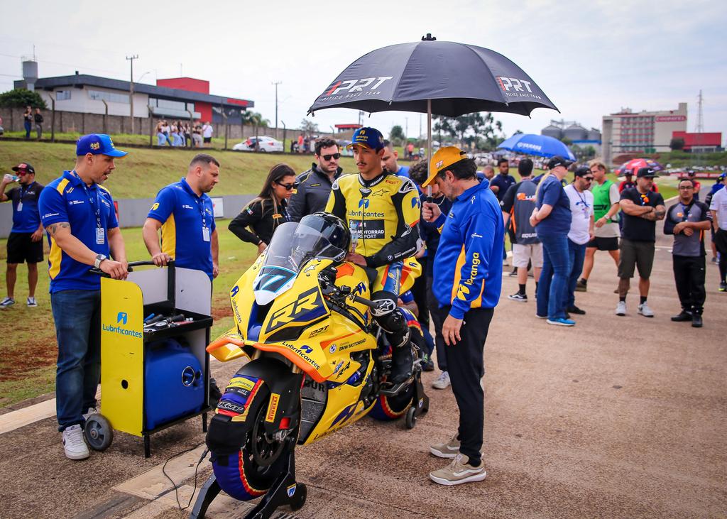 Theo Manna inicia segunda metade do MOTO1000GP em Interlagos mirando vitórias